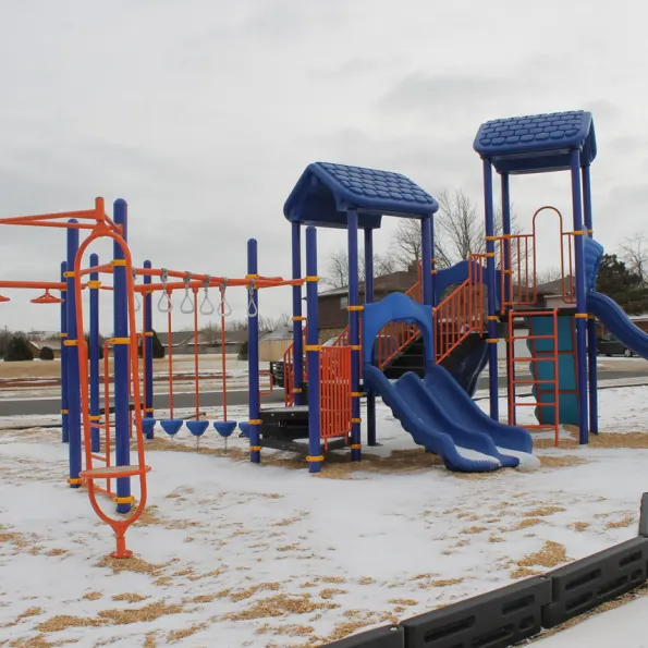 Guthrie Play Structure