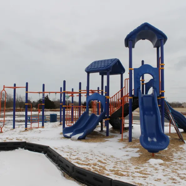 Guthrie Play Structure