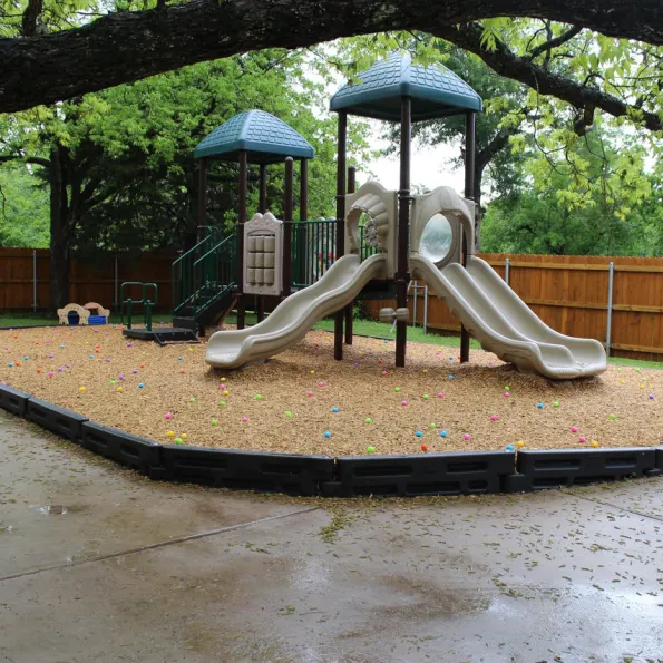 Reydon Play Structure