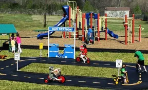Playground Trike Path - Atlanta Crazy-8