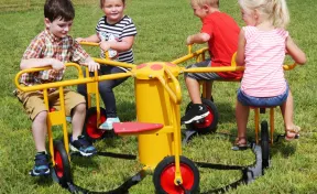 Infinity 5-Seat Merry Go Cycle