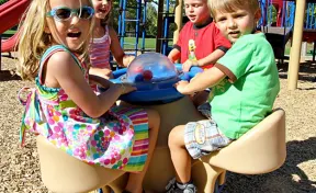 4-Seat Teeter Bubble Top