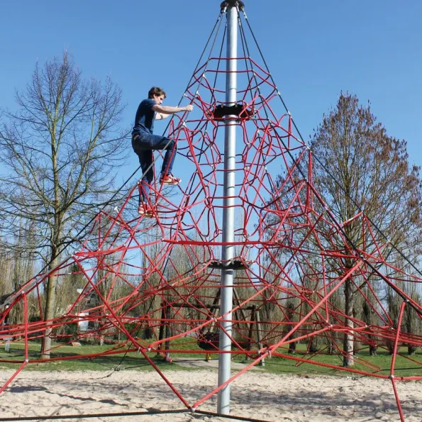 Spider Pyramid 6-6 Net Climber