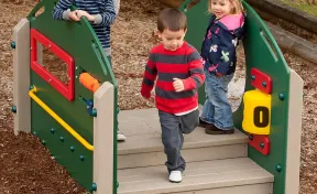 Kinder Crossing