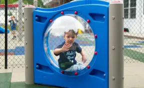 Bubble Freestanding Panel