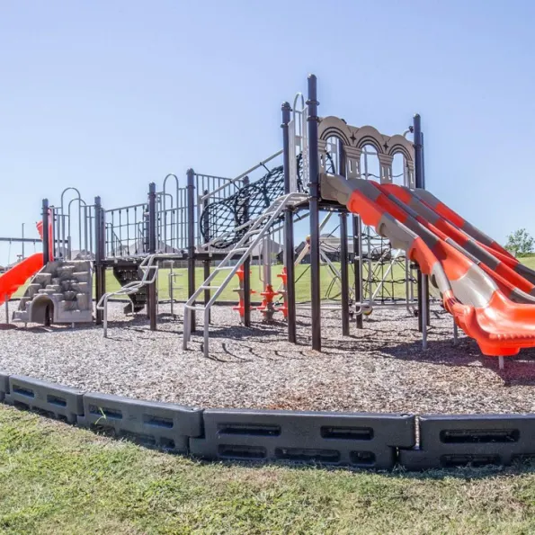 Maysville Play Structure