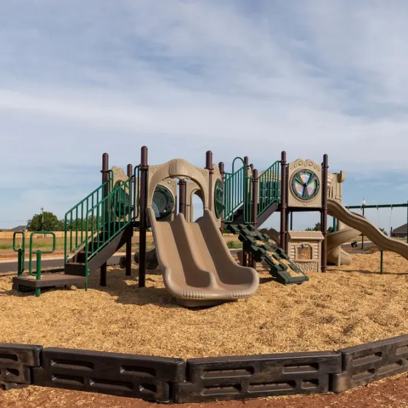 Brindlewood Beach Max Structure