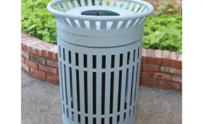 32 Gallon Skyline Trash Receptacle