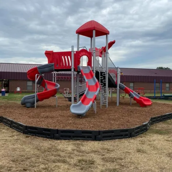 Pond Creek Play Structure