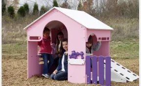 Tot Town Tot House 1