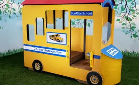 School Bus Play Center