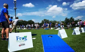 Frog Toss™ Game Set
